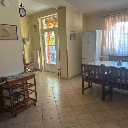 Apartman Postafiók *